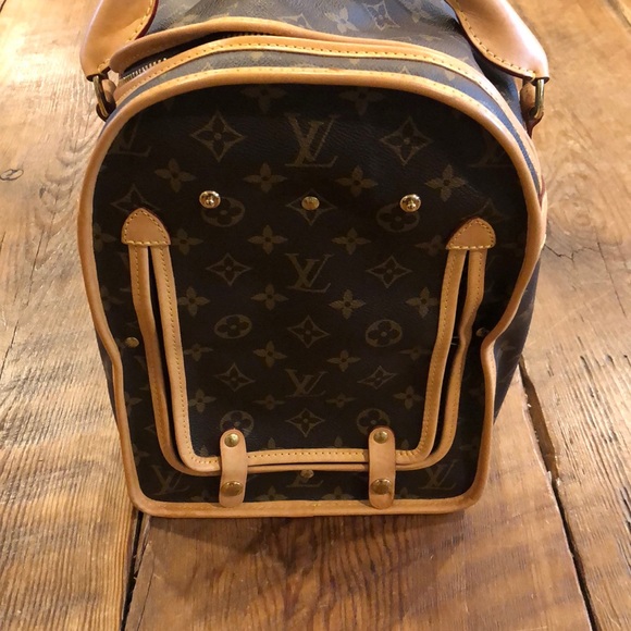 Louis Vuitton Dog Carrier 40 - Picture 3 of 7